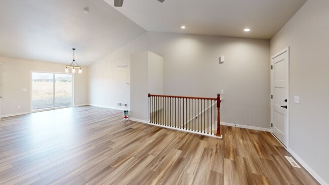 110 Windmill Ridge Rd, Evansville, WI 53536 - photo 2