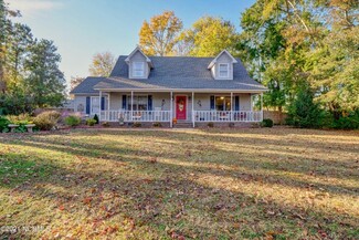 4614 Masonboro Loop Rd, Wilmington, NC 28409