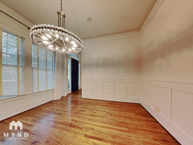 711 E 9th St, Charlotte, NC 28202 - photo 6