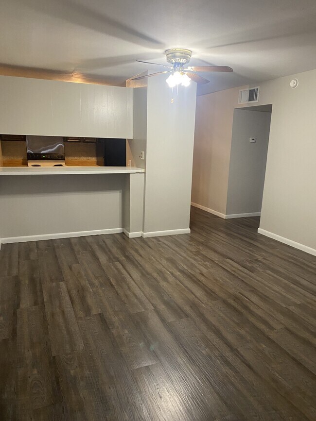 Camelot Apartments, Natchez, MS 39120 - photo 7