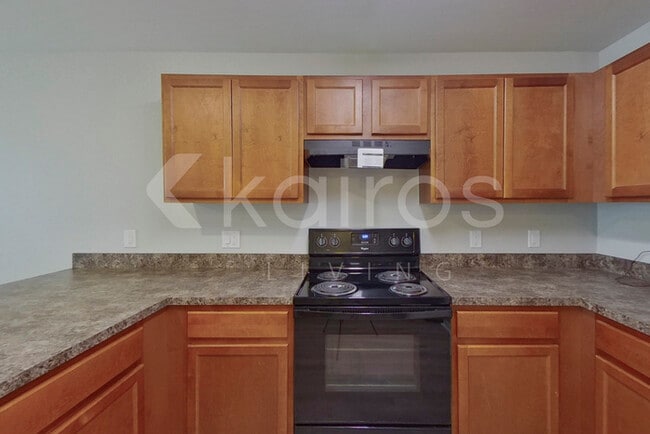 315 NE 25th Terrace, Cape Coral, FL 33909 - photo 6