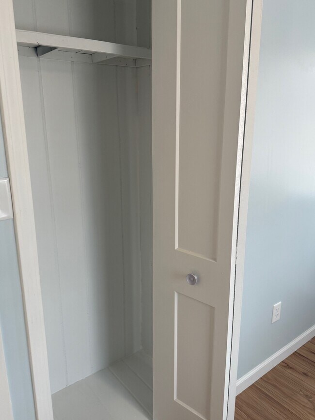 19912 Adams Rd, South Bend, IN 46637 - photo 7