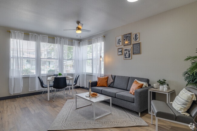 Gateway at Tempe, Tempe, AZ 85281 - photo 5