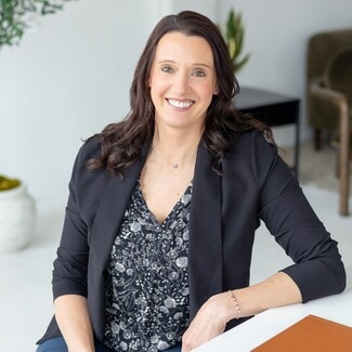 Lynn Schroeder