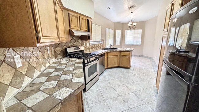 1081 Overture Dr, Las Vegas, NV 89123 - photo 2