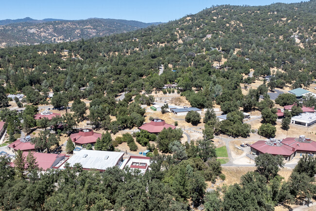 The campus of Yosemite High School in Oakhurst.