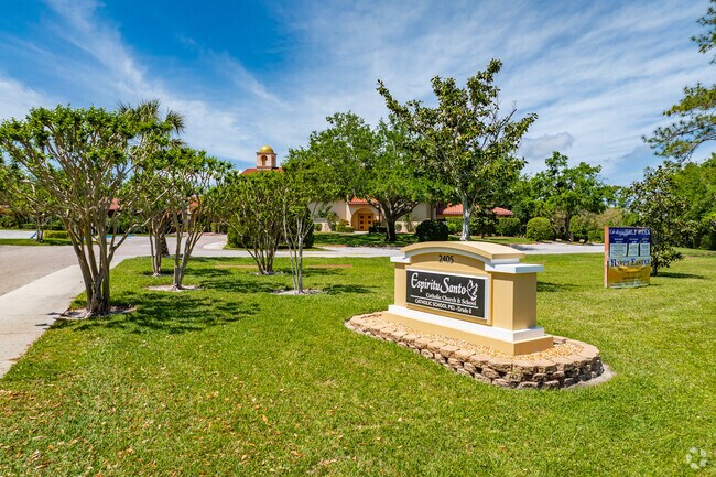 Espiritu Santo Catholic School is one of 11 private schools in Safety Harbor.