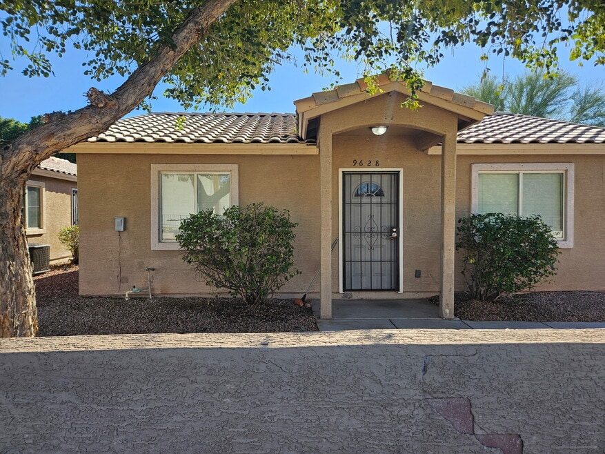 9628 N 13th St, Phoenix, AZ 85020 - photo 1