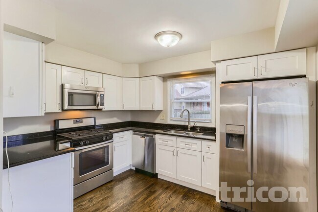 155 Ramblewood Ln, Lake Zurich, IL 60047 - photo 6