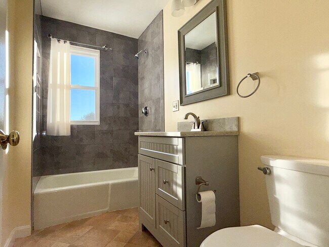 1037 Cass Ave unit 1, Woonsocket, RI 02895 - photo 6