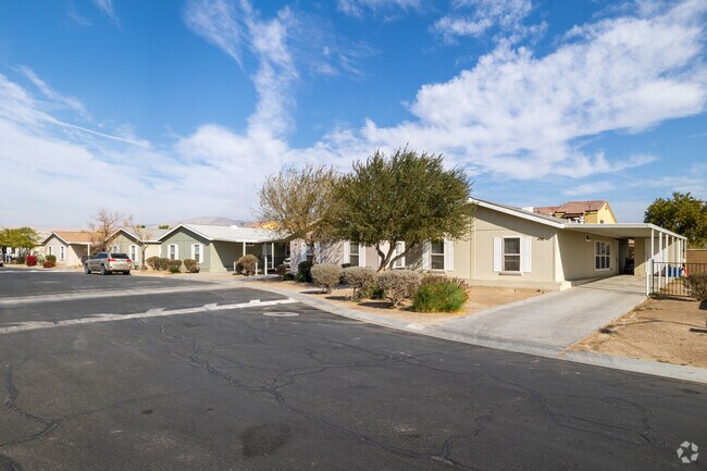 Manufactured homes are primarily found on the north side of Mecca.