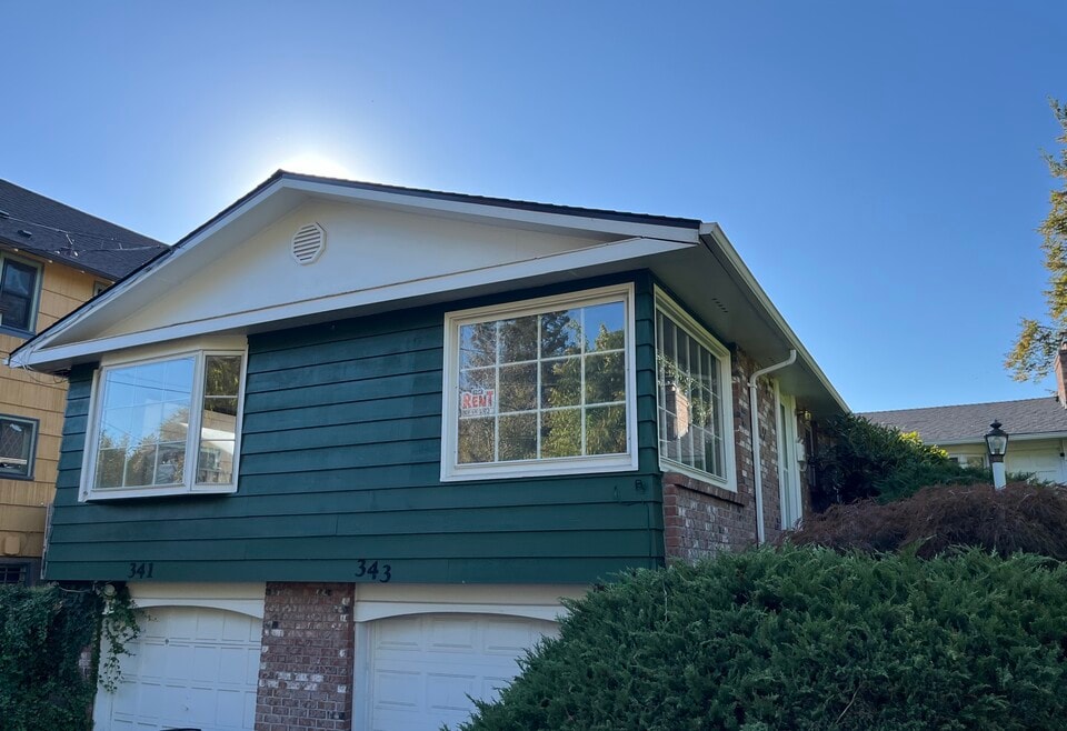 343 NE 63rd Ave, Portland, OR 97213 - photo 1