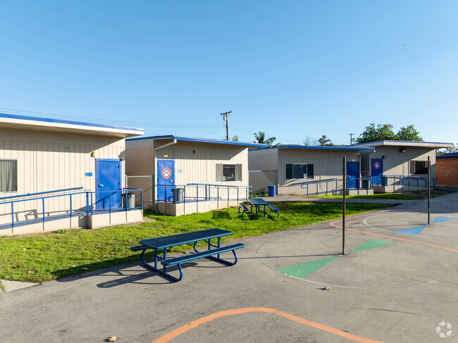 Merced Elementary is a well maintained school .
