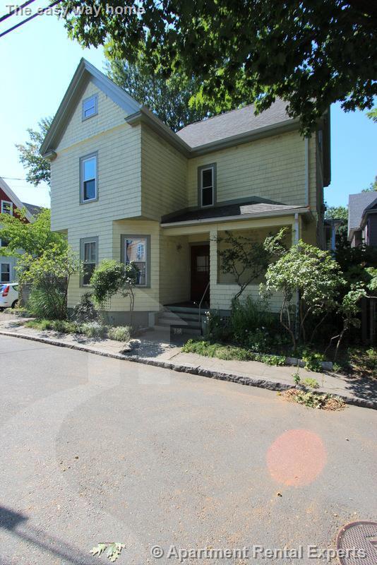 12 A Saginaw Ave, Cambridge, MA 02140