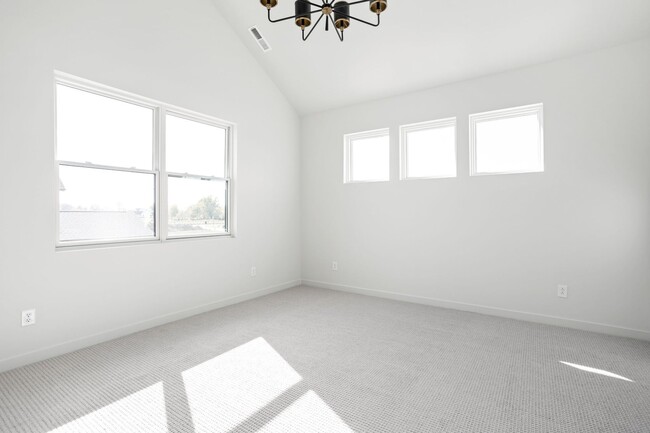 17312 Newton Main St, Westfield, IN 46074 - photo 7