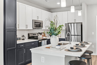 10123 Berkeley Place Dr, Charlotte, NC 28262