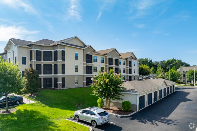 Valrico Station, Valrico, FL 33594 - photo 6