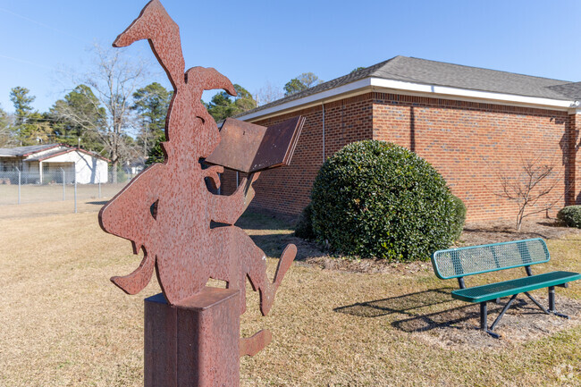 Bring the kids by for a book at Gaston Library, part of the Lexington County library system.