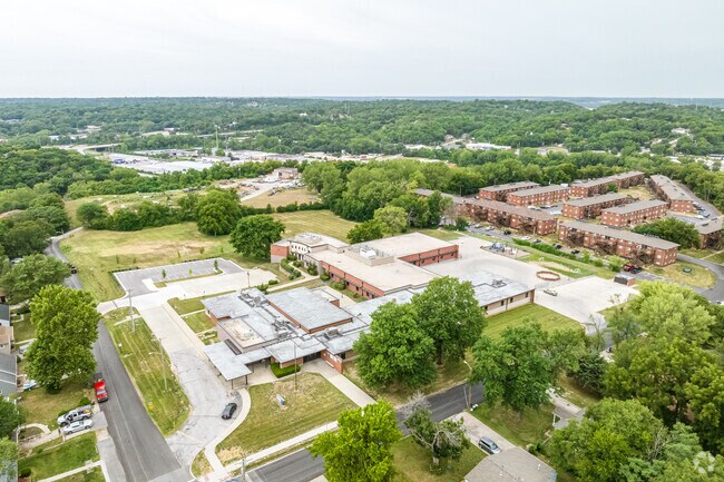 Here is an aerial view of Thomas A Edison Elementary School.