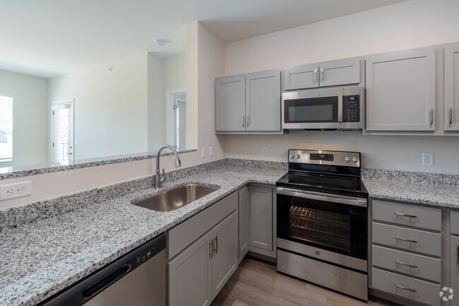 Hamlet on the Bend, Hebron, KY 41048 - photo 2