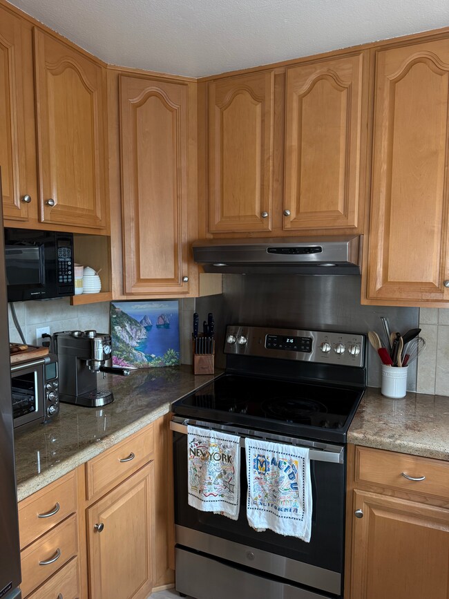 4120 Porte de Merano unit 79, San Diego, CA 92122 - photo 6