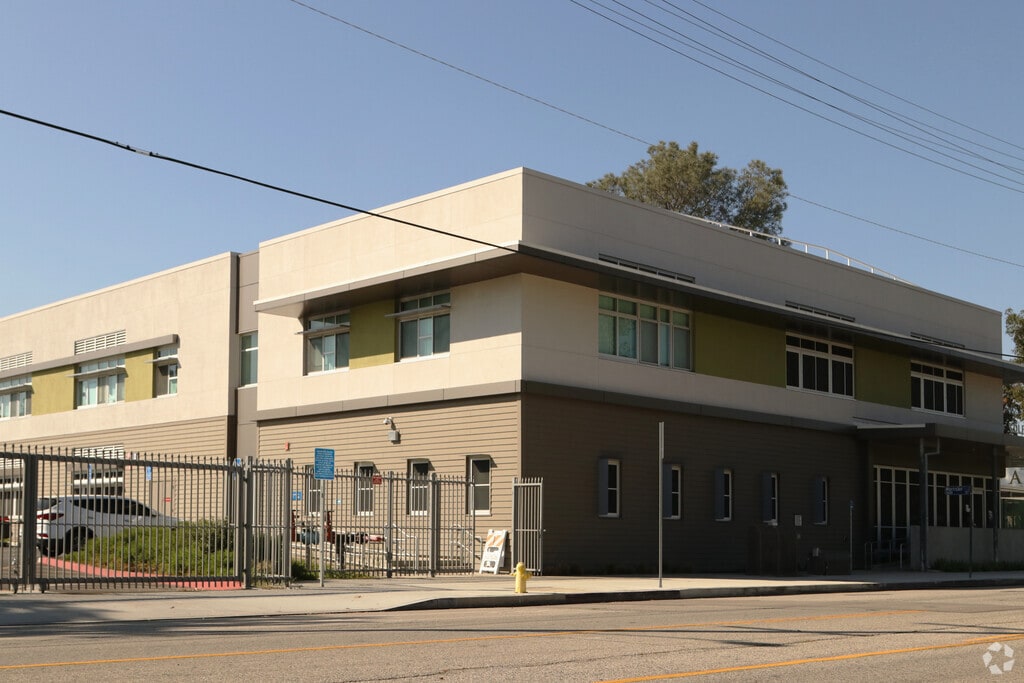 Colfax Charter Elementary School, Rankings & Reviews