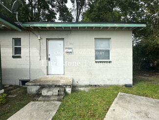 1861 Bisbee St, Jacksonville, FL 32209