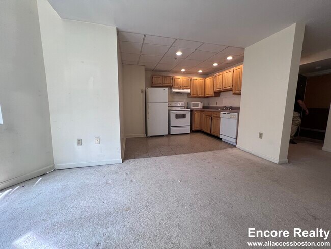 195 Park Dr, Boston, MA 02215 - photo 7