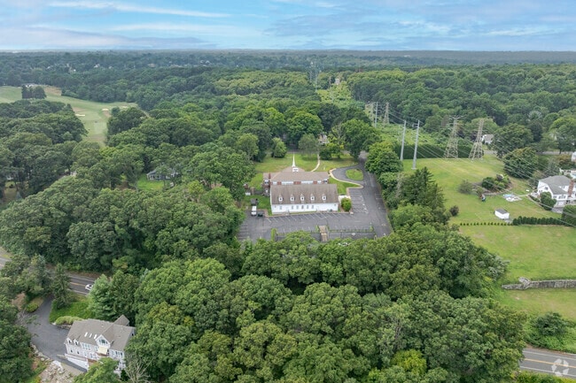 The White Oak Baptist Academy is located at 5344 Main Street in Stratford, CT.