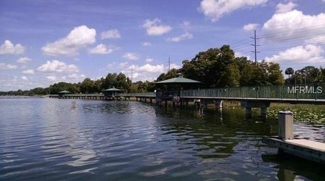 1120 Northshore Dr unit 2, Eustis, FL 32726 - photo 3