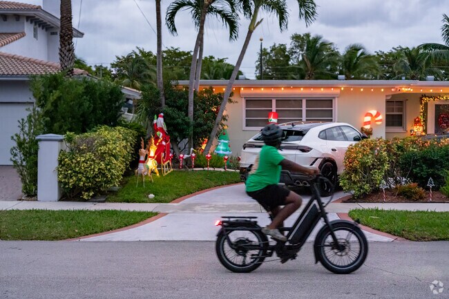 Residents of Keystone Point can frequently be seen outside.