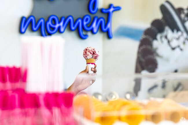 Foxwoods-Carriage Hills residents go to Baskin-Robbins for ice cream.