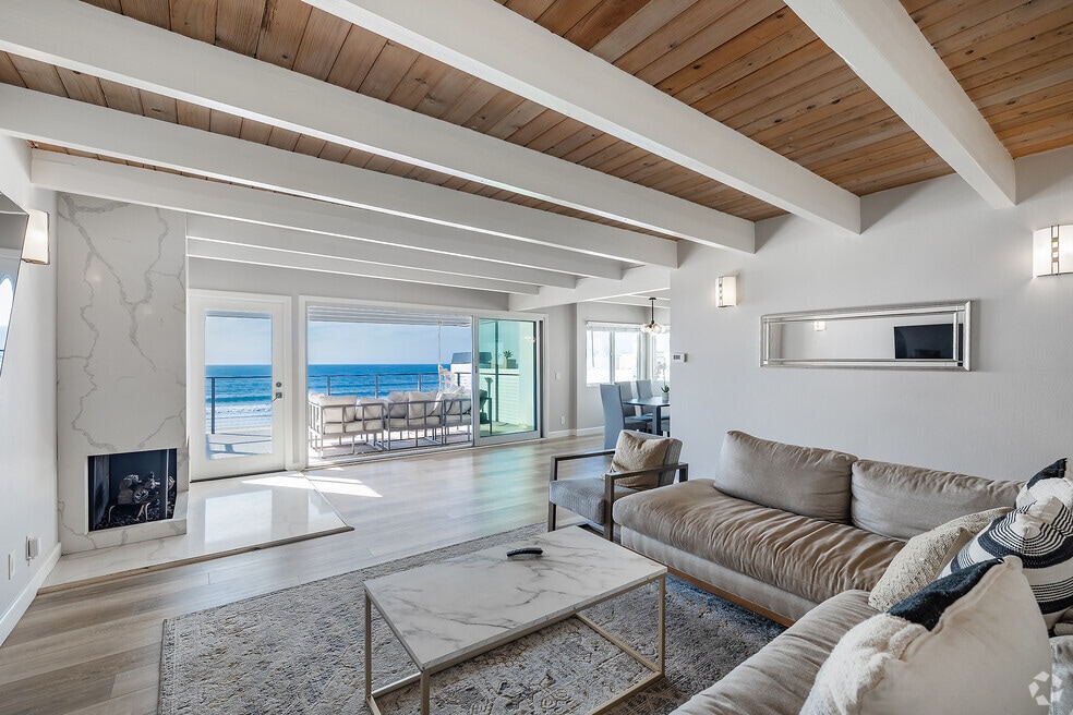 Strand 5, Manhattan Beach, CA 90266 - photo 1