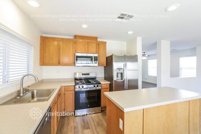 7408 Easingwold Dr, Las Vegas, NV 89113 - photo 7