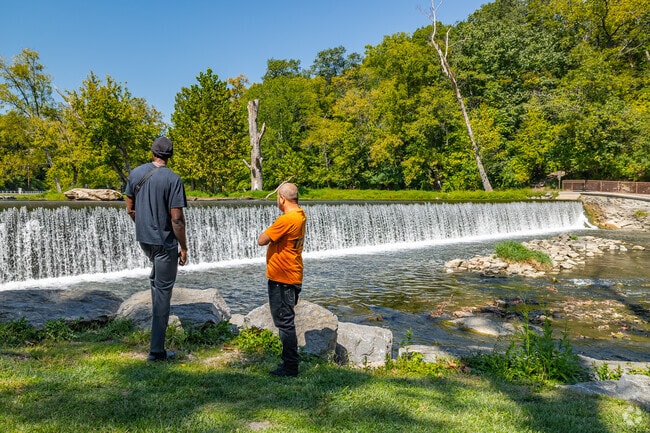 There's never a bad time to appreciate nature at Devil's Backbone County Park.