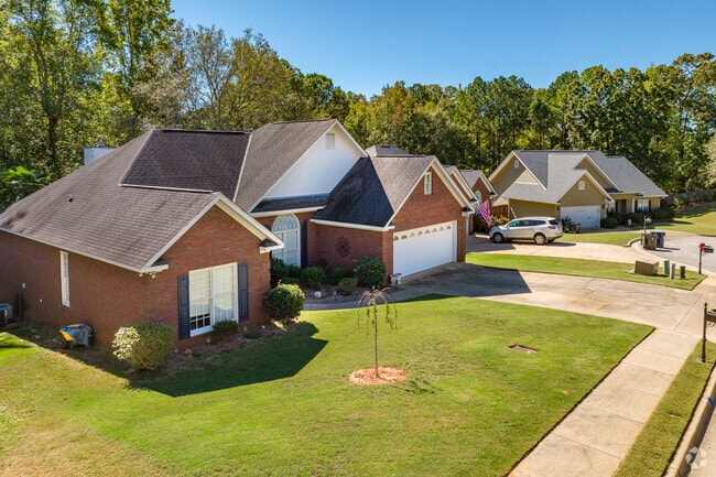 Brick is a popular facade option for homes in Camden Ridge.