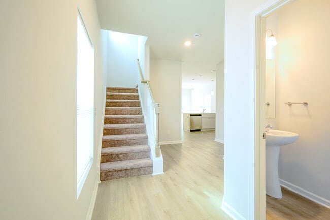 1510 Alvin Pond Dr, Greer, SC 29651 - photo 5