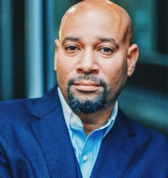 Robert Lavelle Real Estate Agent in Pittsburgh, PA