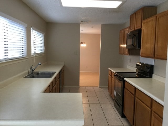 6906 Congressional Blvd, San Antonio, TX 78244 - photo 3