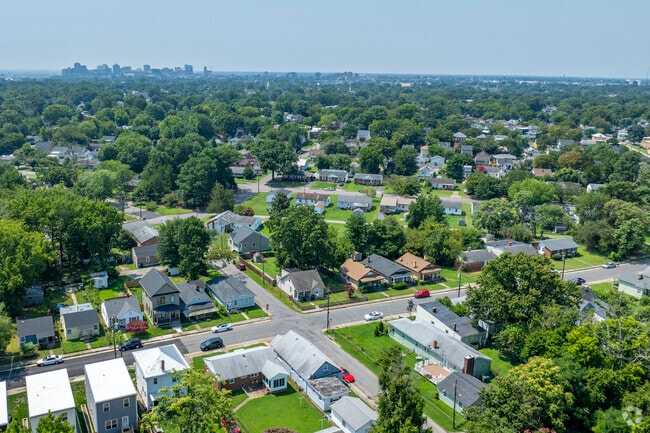 Most of East Highland Park is residential, and is not more than a 15 minute drive from downtown.