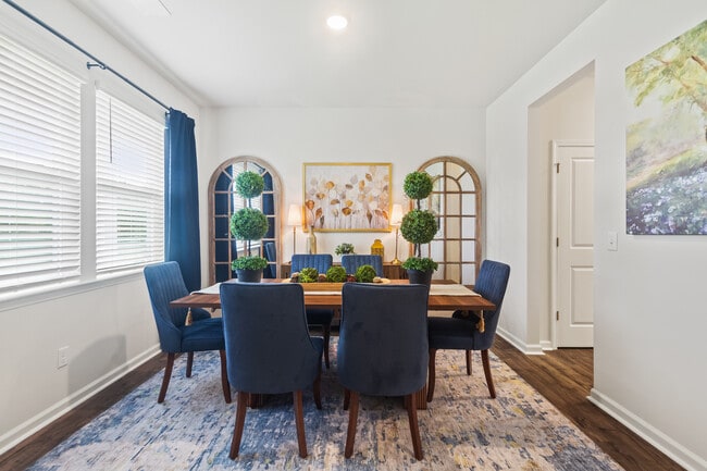 1017 Skidaway Ct, Spartanburg, SC 29303 - photo 2