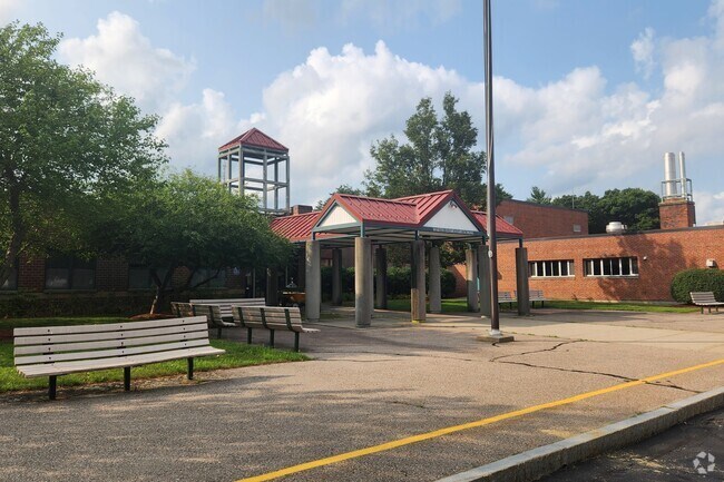 Joseph W Martin Jr Elementary School