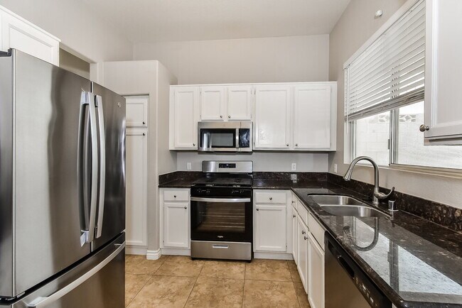 2018 Annbriar Ave, North Las Vegas, NV 89031 - photo 6