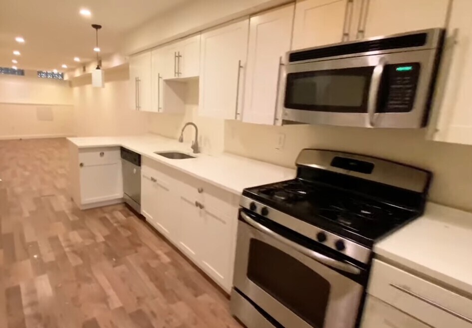 588 Columbus Ave unit 1, Boston, MA 02118 - photo 1