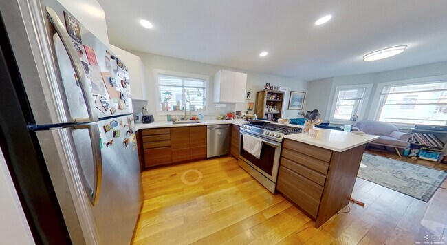 165 Boylston St unit 1, Jamaica Plain, MA 02130 - photo 5
