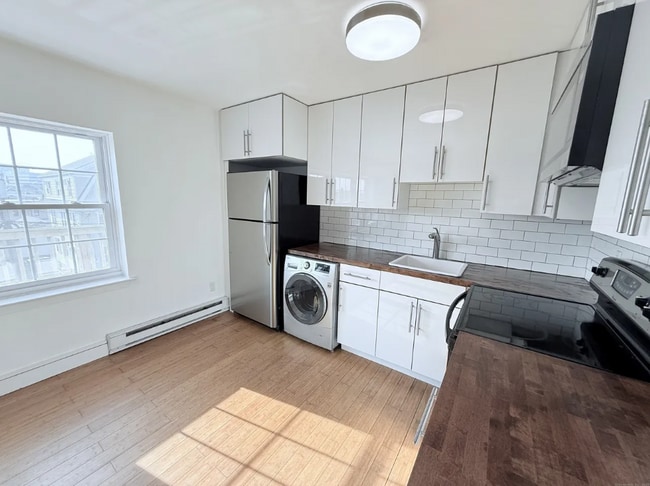 8 Wardwell St, Stamford, CT 06902 - photo 4