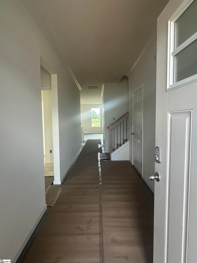 914 Gibbons St, Wellford, SC 29385