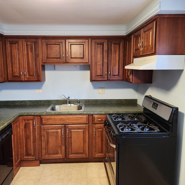 1537 Homestead Rd unit Top floor, La Grange Park, IL 60526 - photo 7