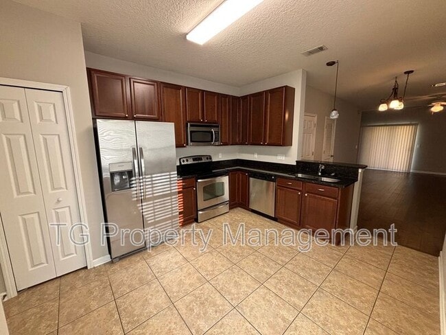 196 Leese Dr, Saint Johns, FL 32259 - photo 4