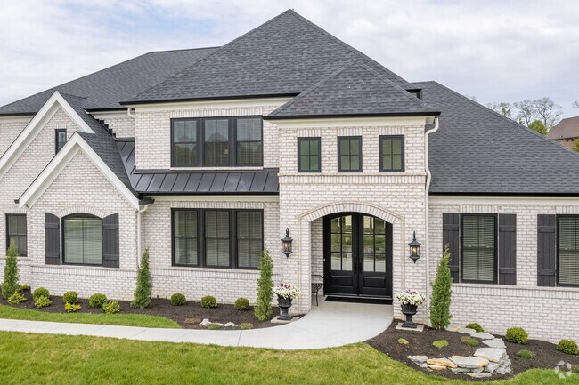 A modern style home at Crown Point in Crestview Hills.